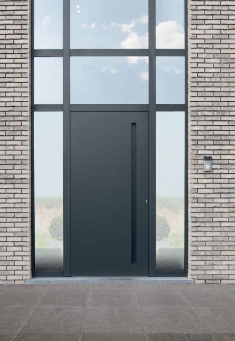 Strak aluminium voordeur inkomgeheel