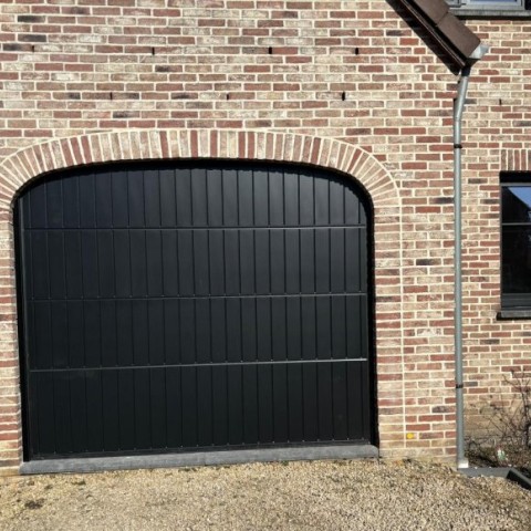 Garagepoort sectioneel planchetten